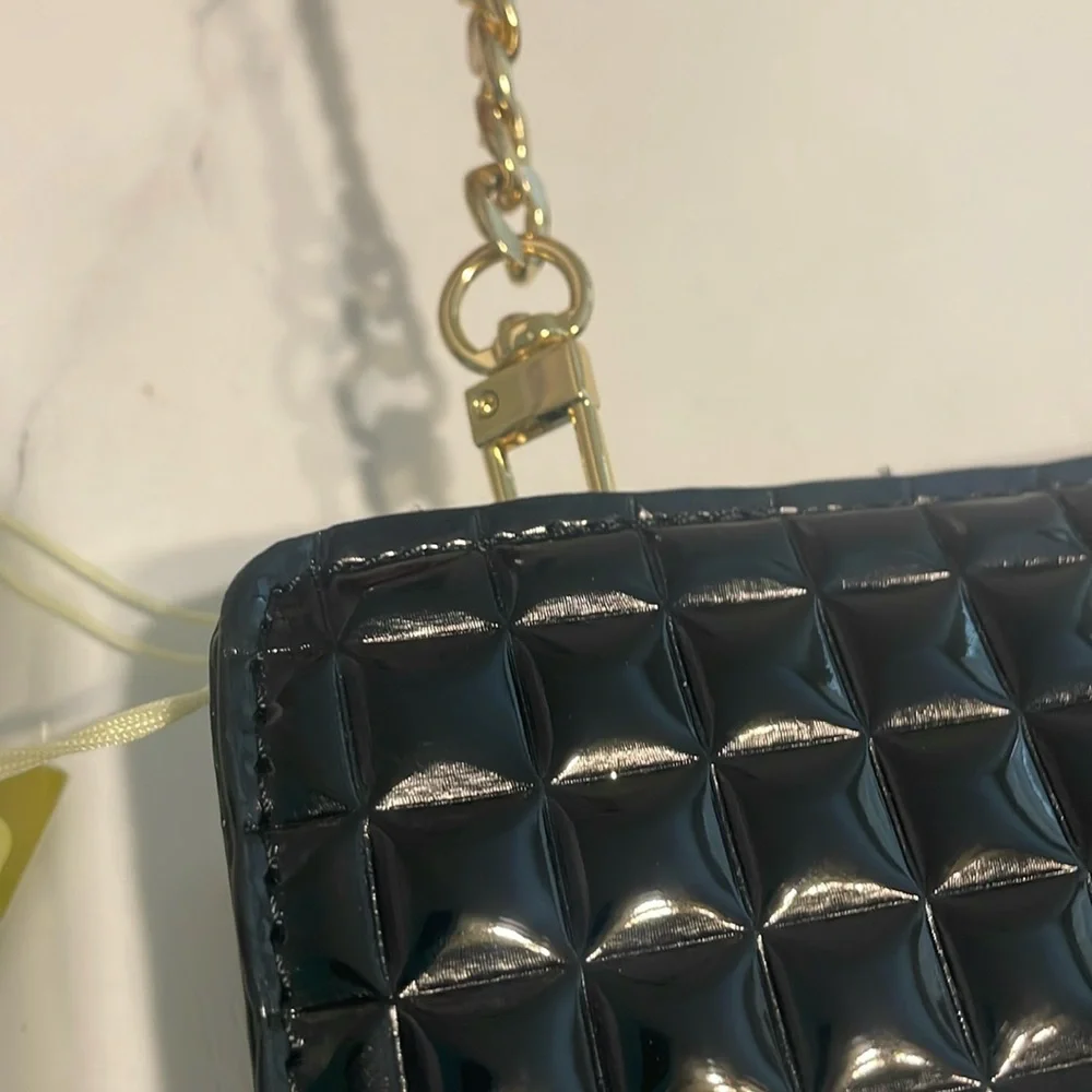 Gianni Bini NWT🖤 Charged up purse with Power Bank - Picture 15 of 17